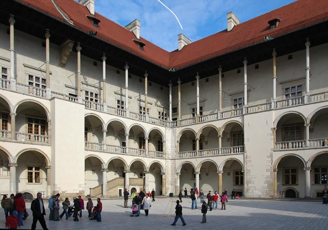 Fig_01_Krakow_6029_DxO_rect_1000